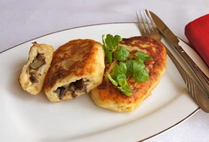 Зразы картофельные с мясом и грибами CoffMachines.ru