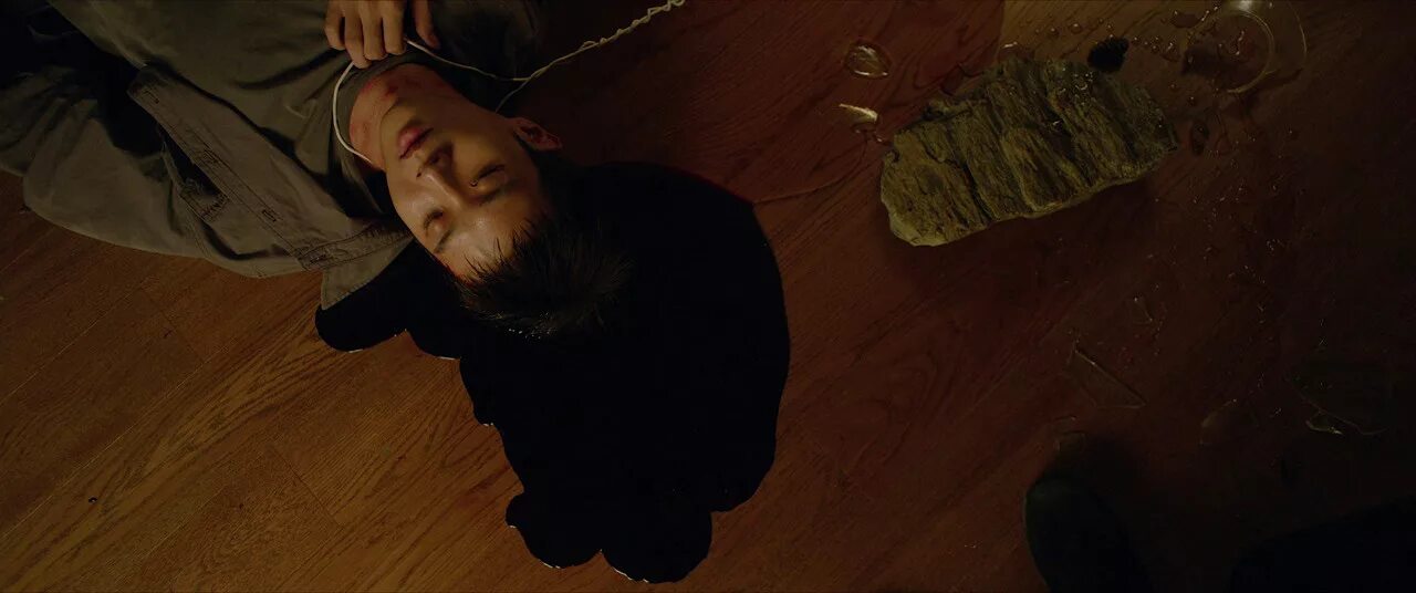 паразиты фильм 2019. паразиты 2019 года. паразиты 2019 года. паразиты корейский фильм. чхве у шик паразиты.