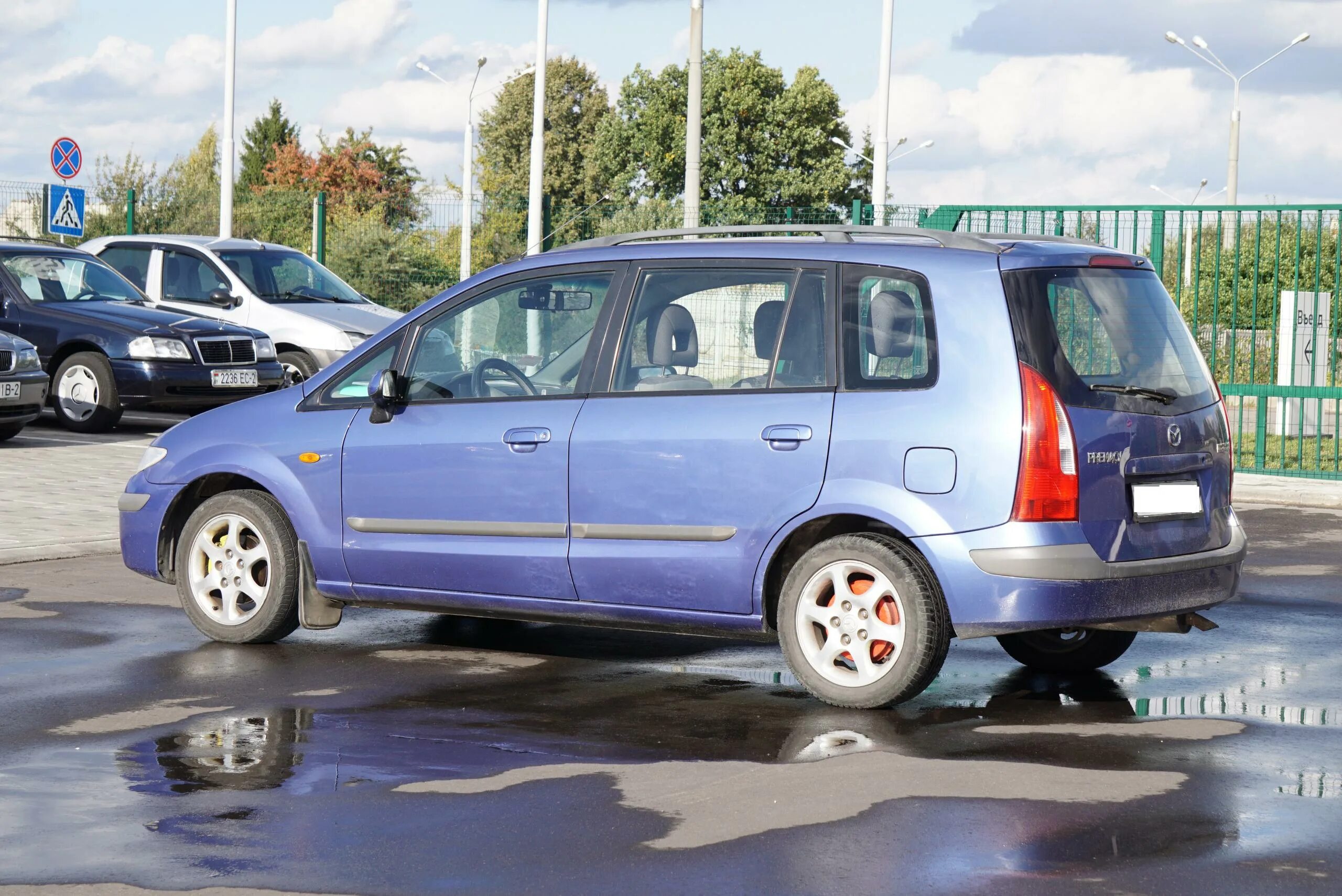 Мазда премаси 2001 год. Mazda premacy 2001. Примаси 2001. Мазда примаси 2001 г. Мазда премаси 2004.