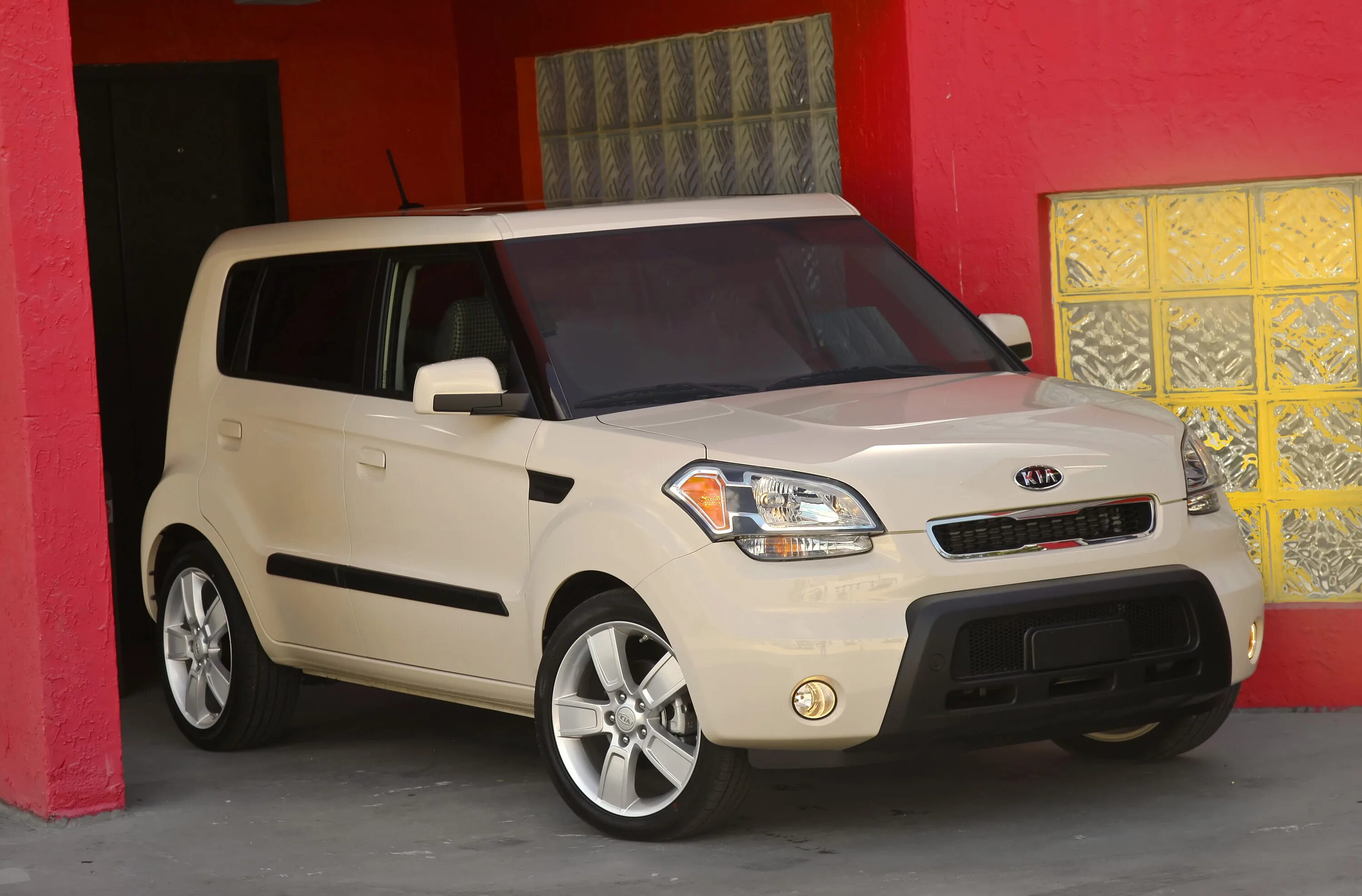 Купить киа соул 2011. Kia Soul 2011. Кия соул 2011 года. Киа соул 1.6 дизель. Kia Soul 2011 2.0.