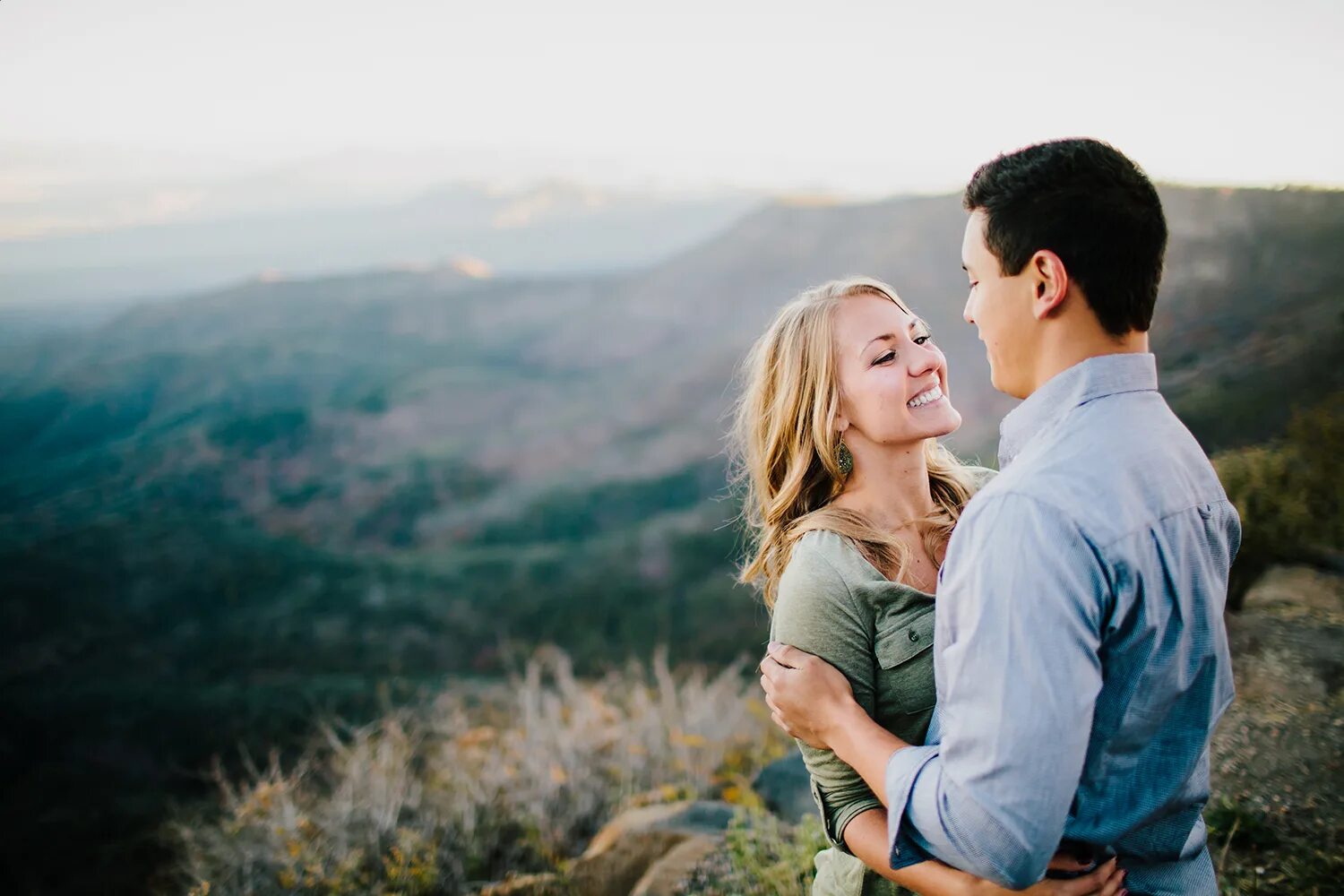 Hr meta. Человечек внимание. Offer компании meta. Клаус и кэролайн обои. Story points scrum что это.