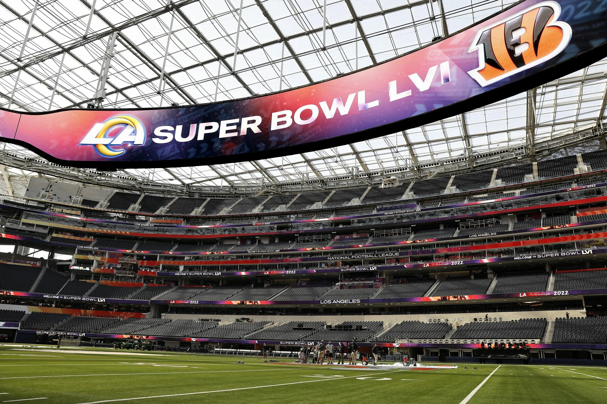 Минута 2025 дата выхода. Супербол 2025. super bowl 2025. супербоул 2025. супербоул 2025.