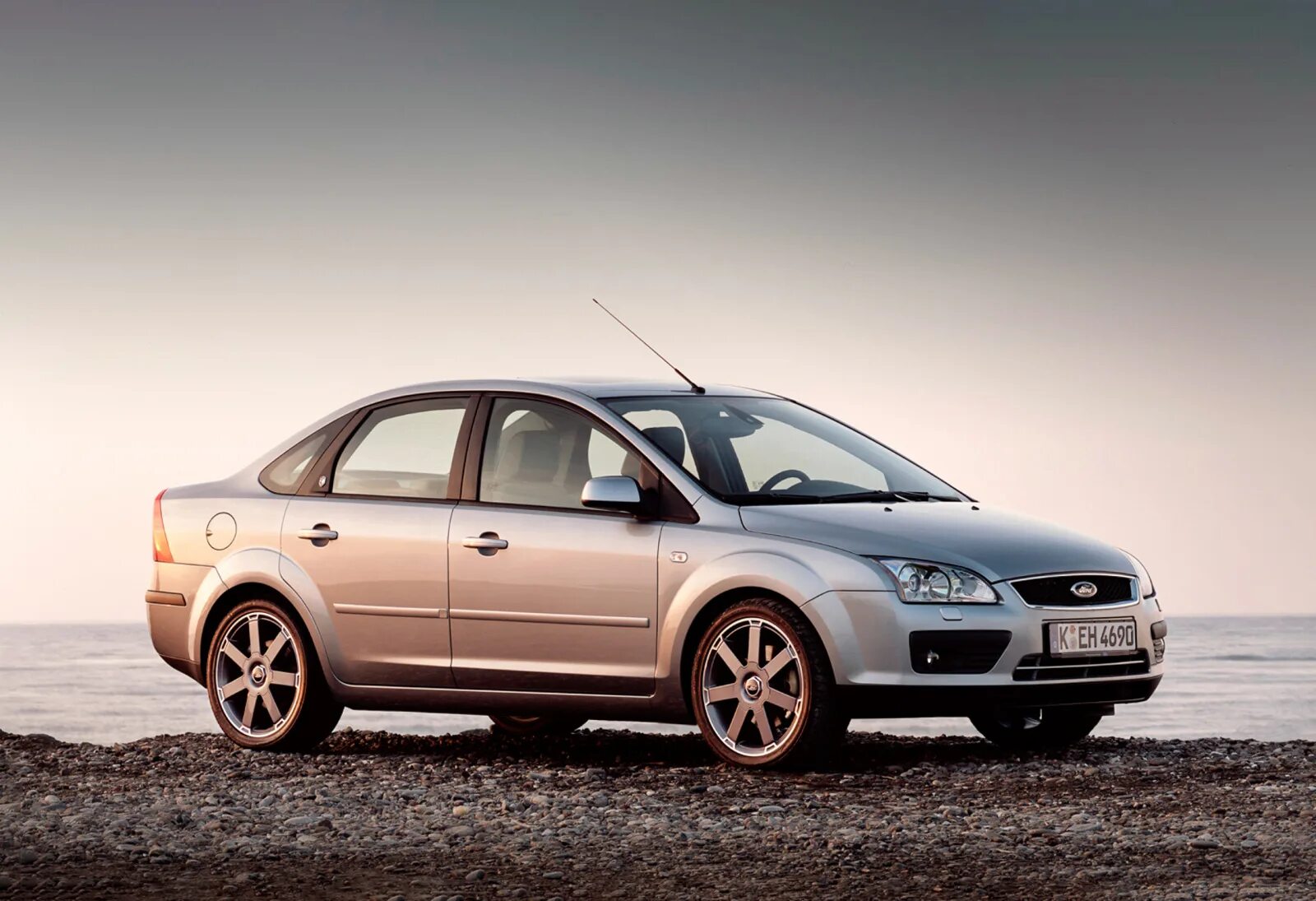 Форд фокус 2 седан. Форд фокус 2 2005 седан. Ford Focus, II, 2005 — 2008, седан. Ford Focus II седан (2005-2011). Фокус оцинкованный кузов