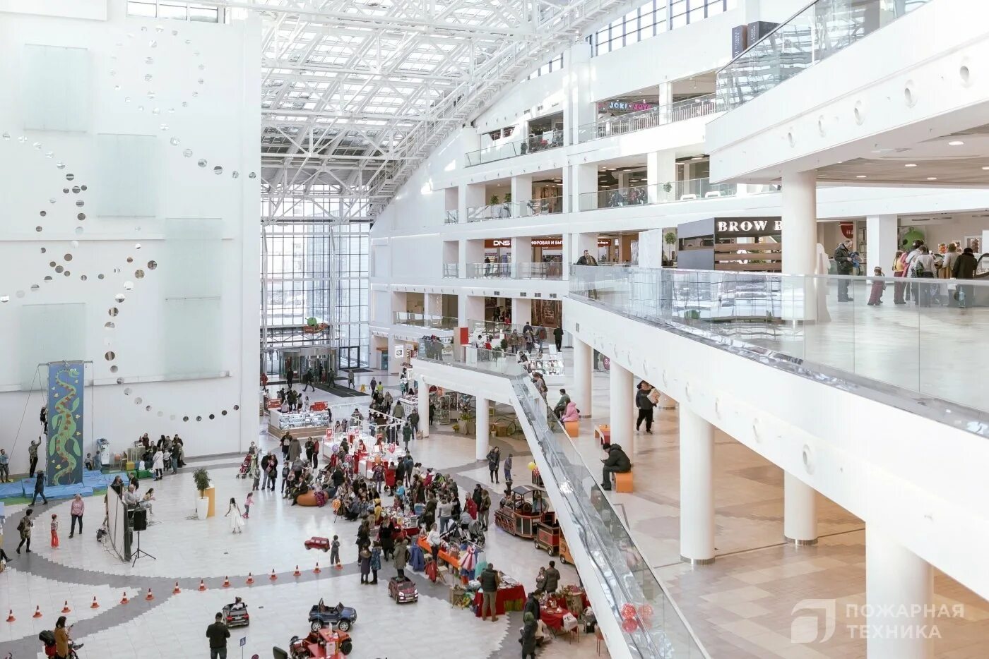 трц мари, г. поречная, д. мари братиславская. москва поречная 10 тц мари. москва, ул.