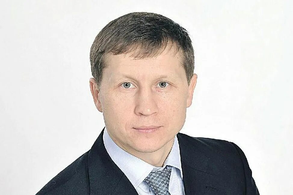 Депутат александров новосибирск. Бестужев депутат Новосибирска.