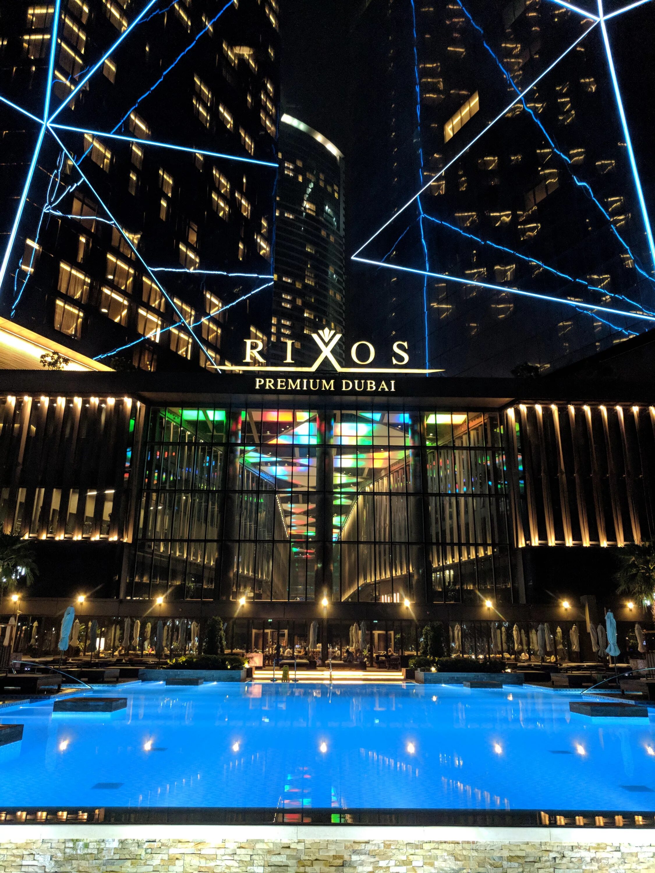 Rixos radamis blue planet hotel отзывы. Риксос премиум Дубай. Rixos Premium 5 Дубай. Rixos Premium Sungate.