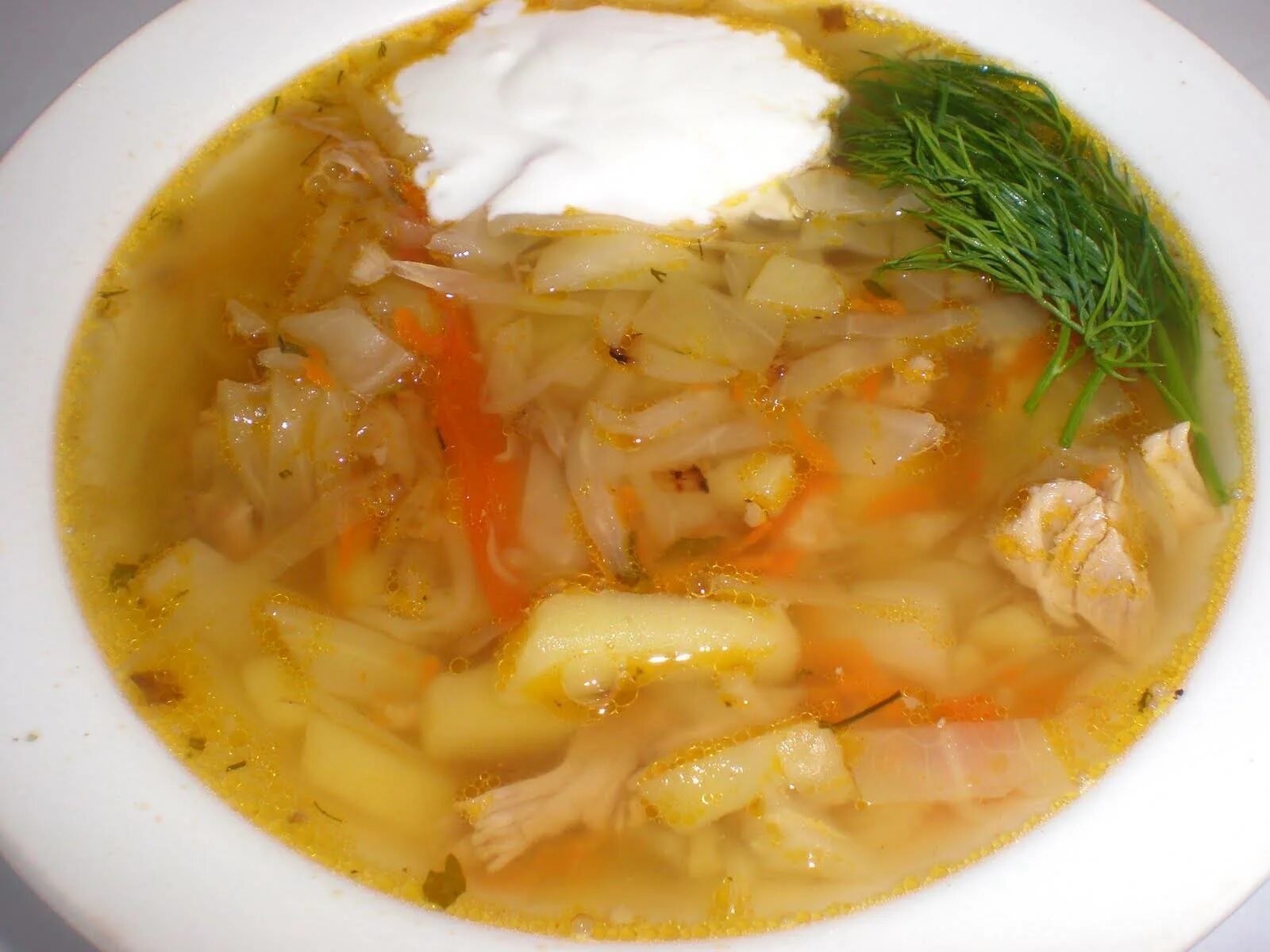 Приготовление свежей капусты с мясом. • shchi — щи. щи из свежей капусты. щи из квашеной капусты с картофелем. суп из квашеной капусты.