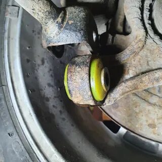 Замена задних сайлентблоков тойота