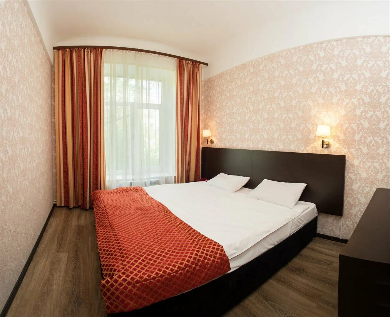 двухместное общежитие. отель апельсин в москве на ленинском проспекте. недорого двухместный в москве. отель апельсин ленинский проспект. бета гамма гостиница измайлово.