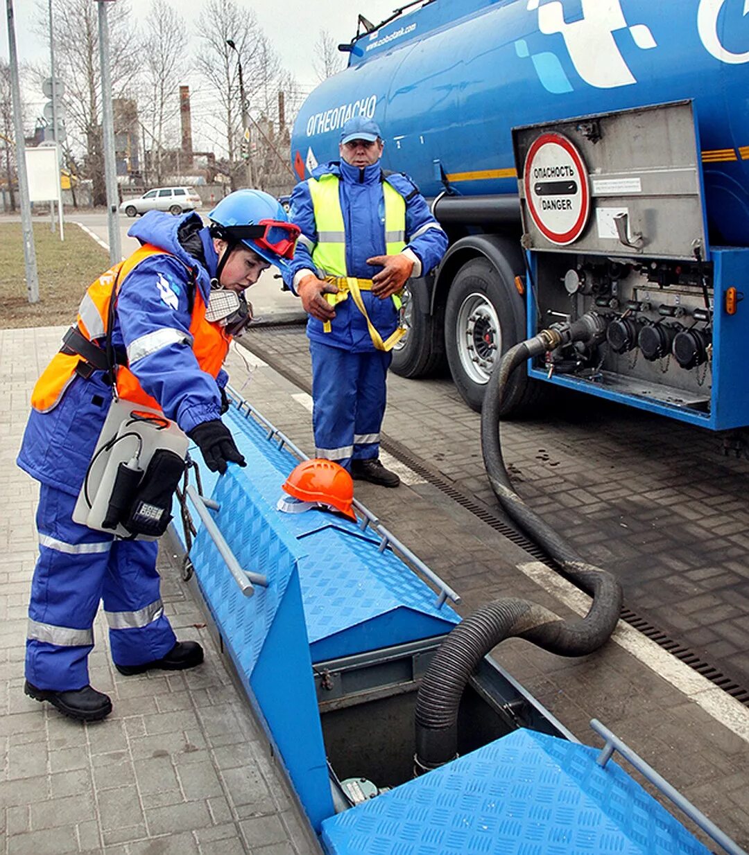 Оператор нефтепродукта. Оператор нефтепродукта