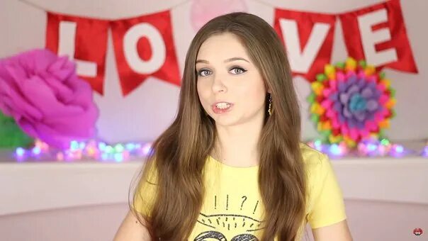 Афинка страшные истории. Афинка диайвай подарки. Афинка diy. Афинка. Афинка симка.