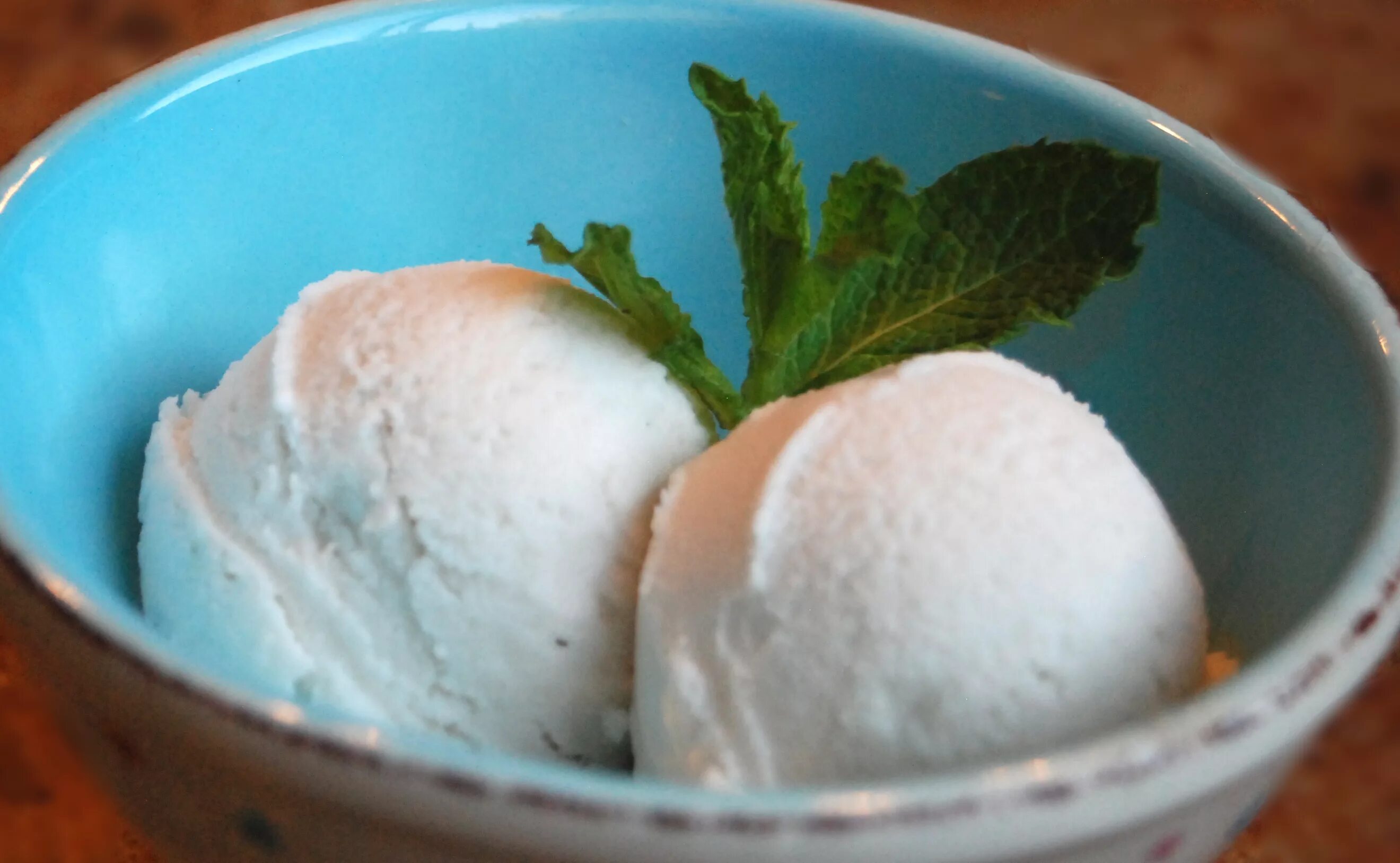 пудовъ мороженое домашнее фисташковое 70 г. домашнее мороженое лебедь. аппетитное мороженое. мороженое готово. мороженое готово.