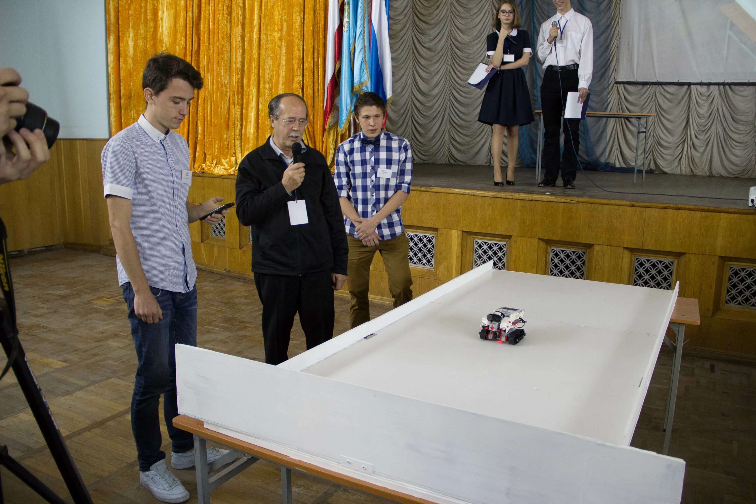 06 мехатроника и робототехника. 06 мехатроника и робототехника. робототехнические колледжи москвы. мехатроника и робототехника специальность. мехатроника ворлдскиллс.