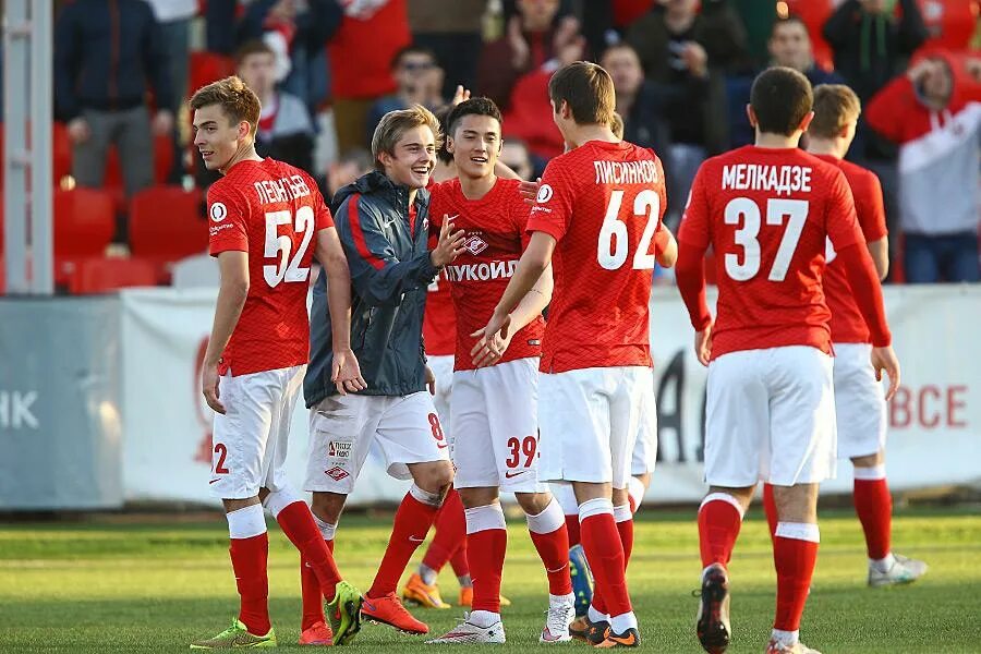 Красное и белое команда. Spartak 2