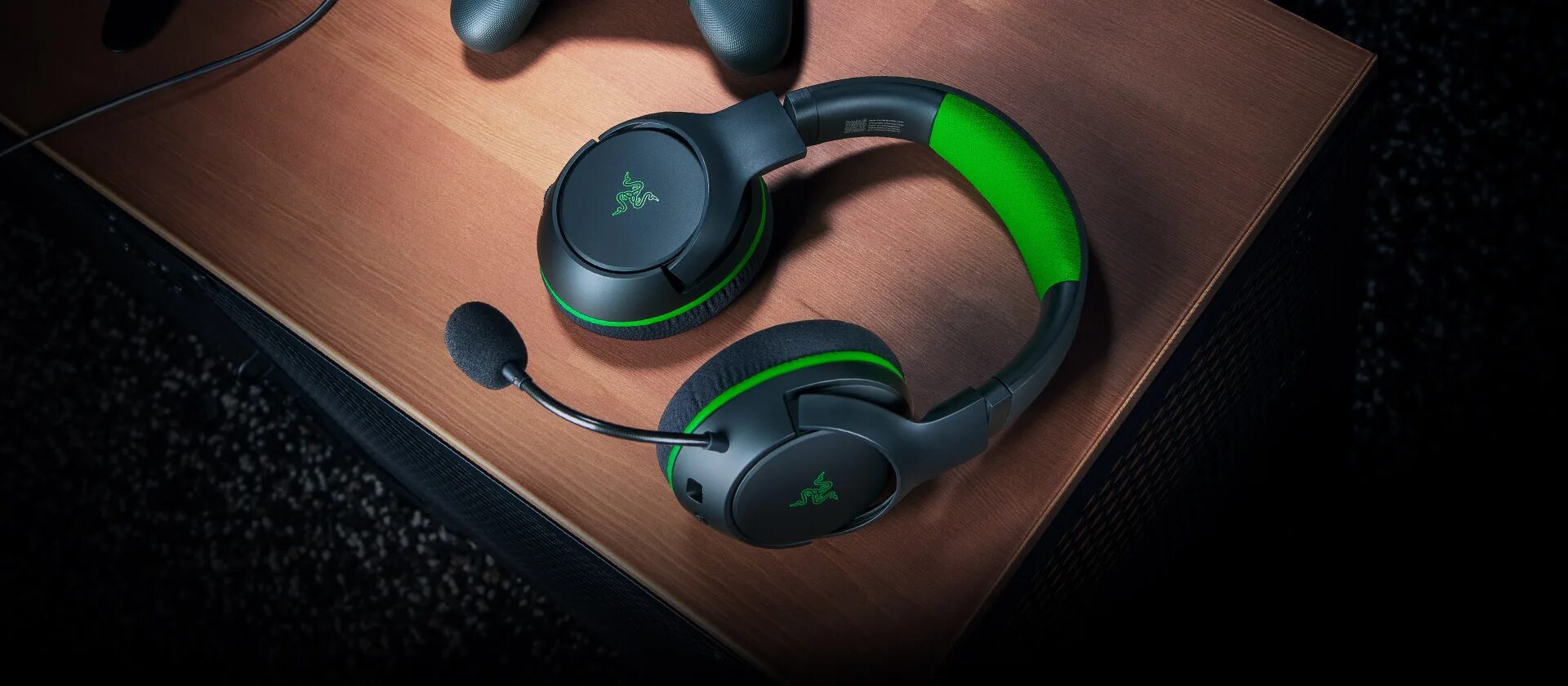 Razer kaira for xbox. Беспроводная гарнитура Razer. Razer Kaira Pro. Razer Xbox. Проводная гарнитура Razer Kaira x белый.