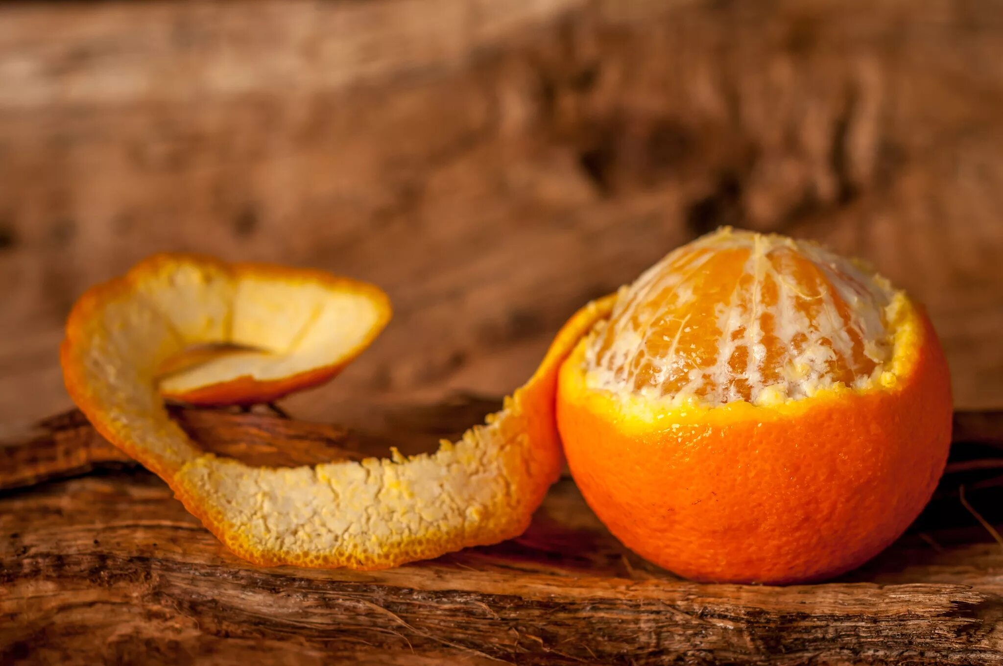 Кожура плодов. Кожуры мандарина (Citrus reticulata). Мандариновые корки. Корка апельсина. Шкурка мандарина.