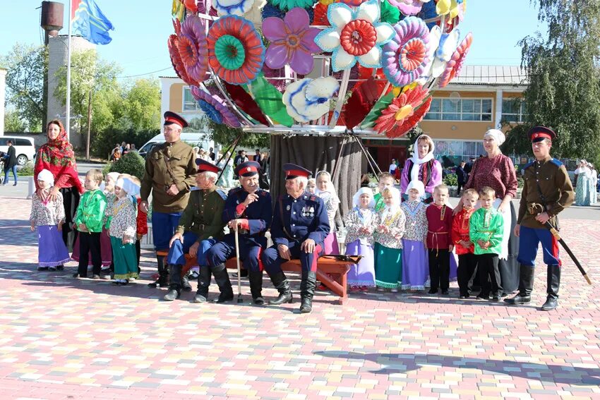 Погода в алексеевской волгоградской области на неделю. Станица Алексеевская Волгоградская область. Станица Алексеевская Тихорецкий район. Школа 37 Тихорецкий район станица Алексеевская. Кубракова станица Алексеевская.