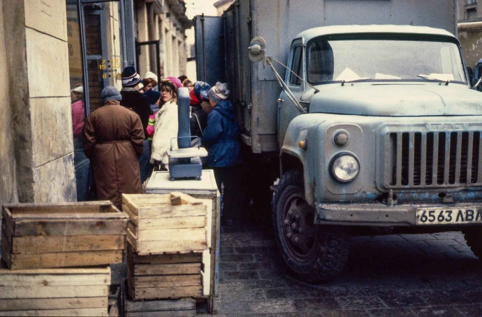 Лев 1990. Львов 1990. Львов СССР. Львов 90х. Львов УССР.