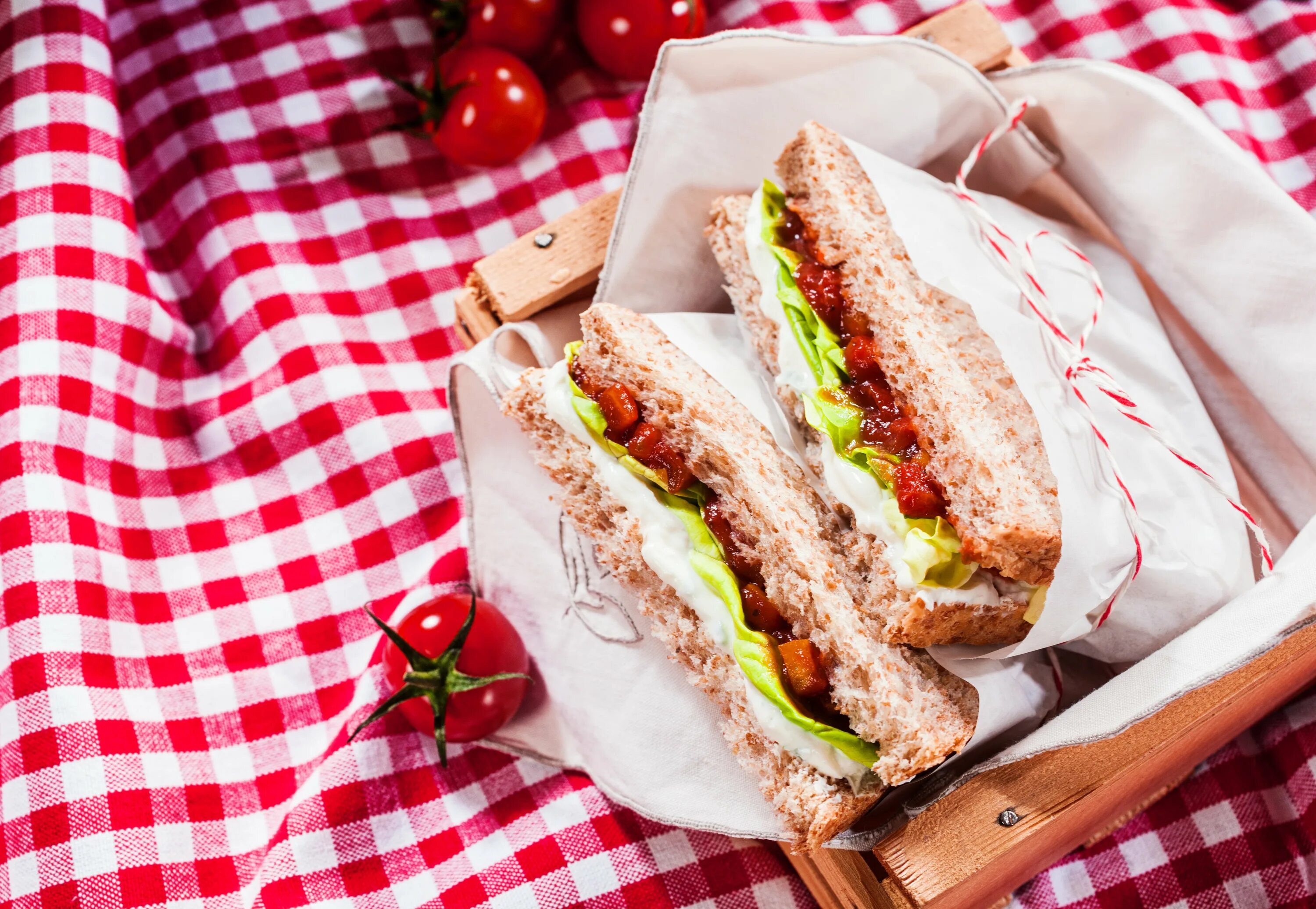 How many sandwiches are there