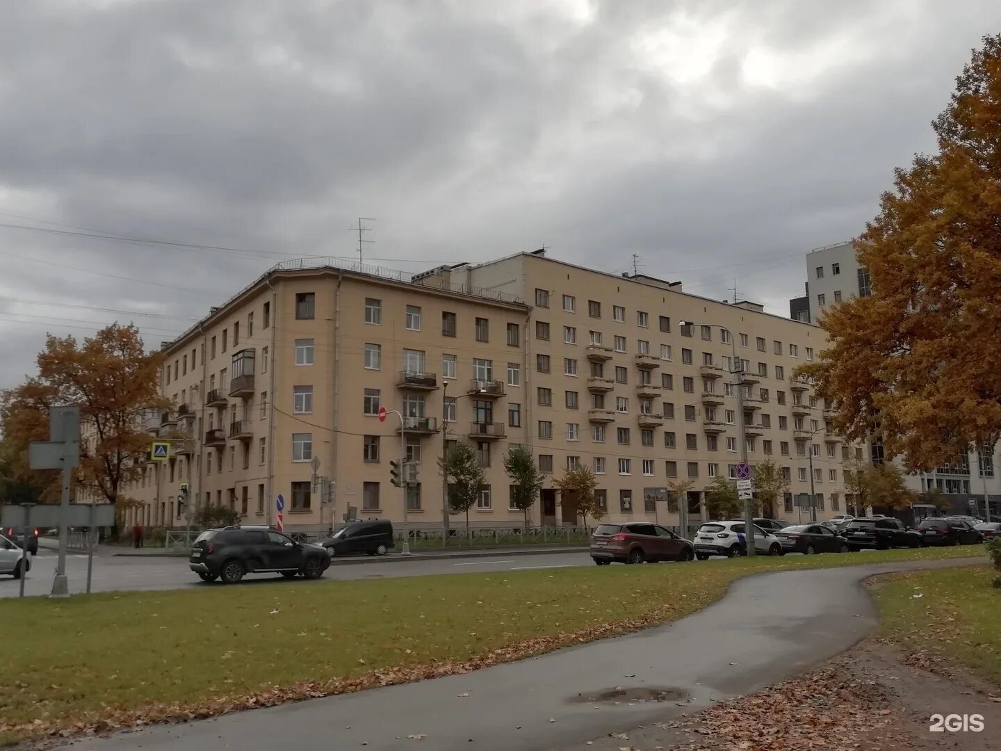 Петербург большеохтинский проспект. Большеохтинский проспект дом 39. Большеохтинский 37. Большеохтинский проспект 35. Большеохтинский проспект 4 гостиница.