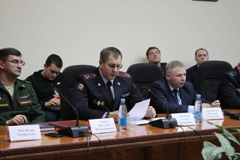 Управление по противодействию экстремизму. Отдел противодействия экстремизму. замначальника управления мвд по экстремизму. центр противодействия экстремизму и терроризму мвд дагестана. отделы полиции по борьбе с терроризмом.