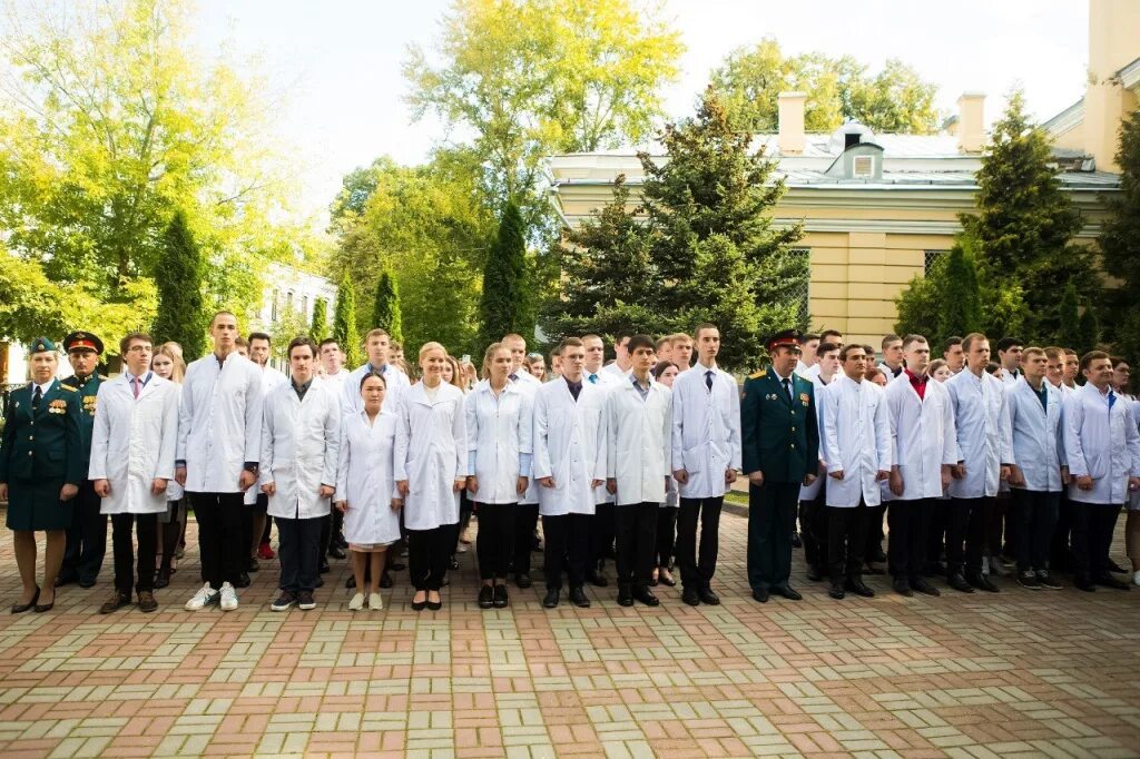 Медицинскую академию им и м сеченова. Сеченовский университет медицинский университет. мгму сеченова. академия сеченова москва. институт фармации сеченовского университета.