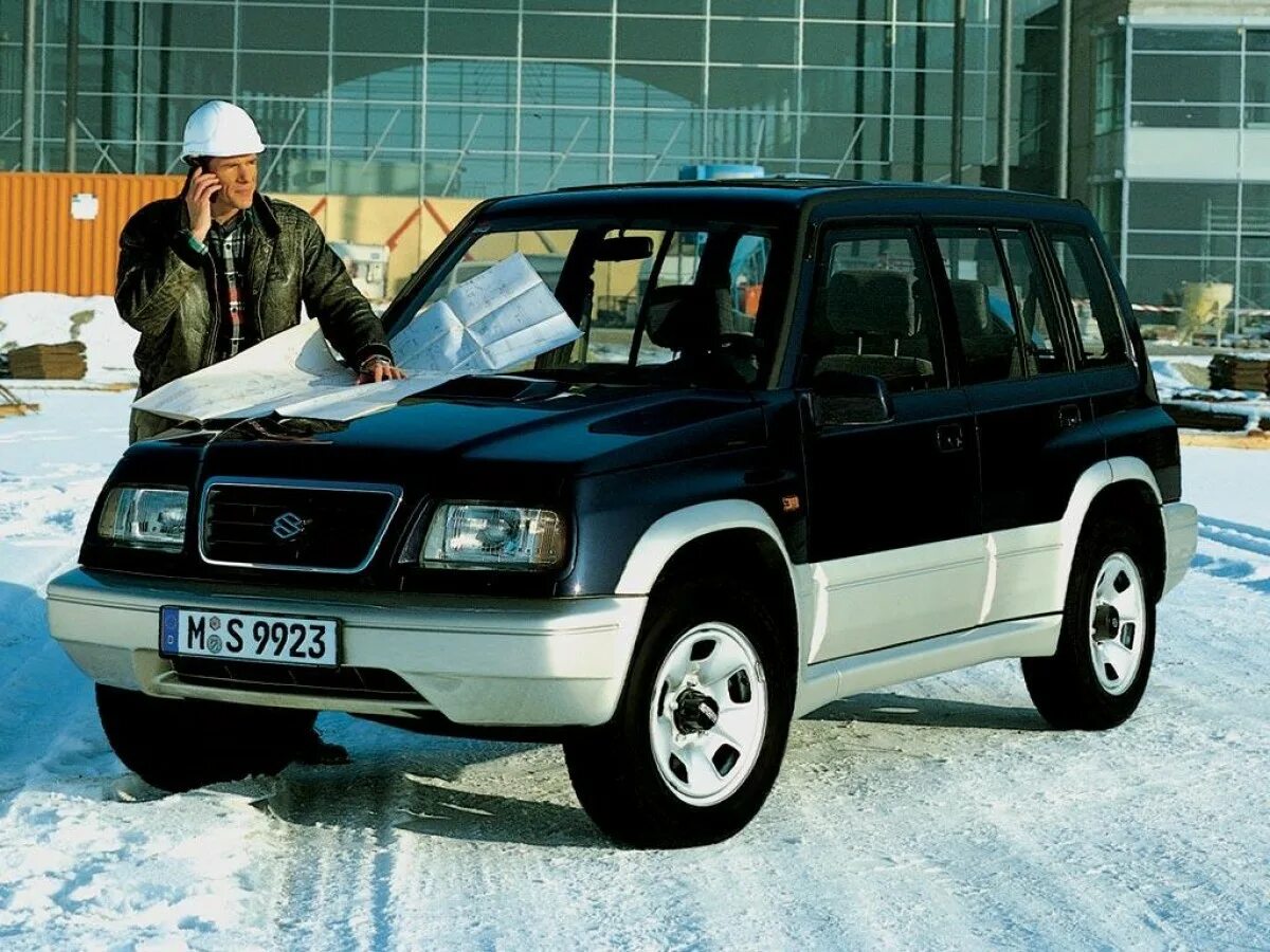 Сузуки первого поколения. Suzuki Vitara 1 поколения. Suzuki Vitara 1991. Suzuki Vitara 1988. Сузуки Витара 1990.