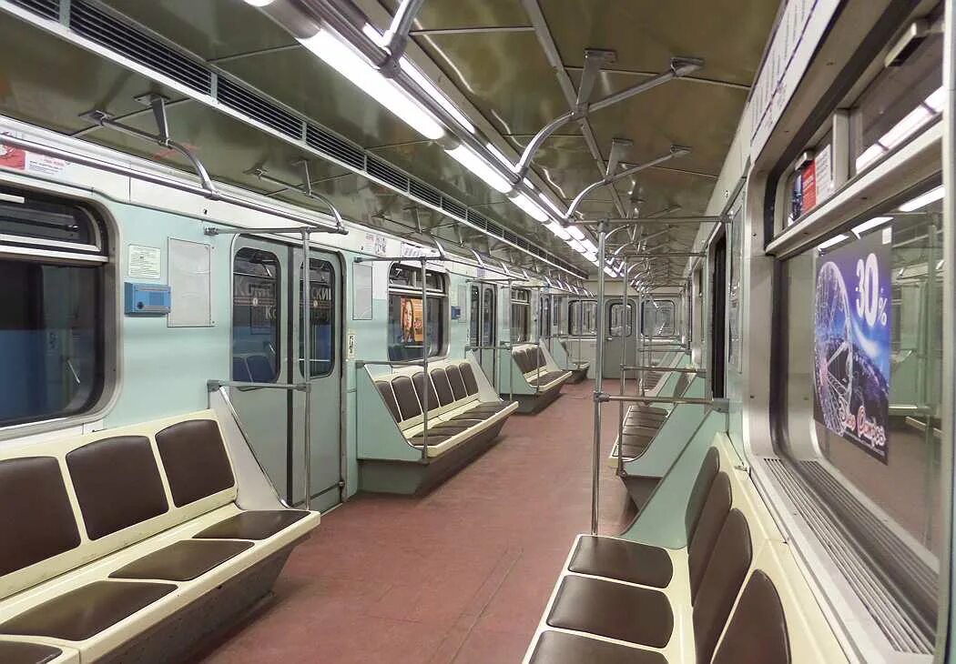 Вагон метро внутри фото Вагоны метро разных стран ЯПлакалъ