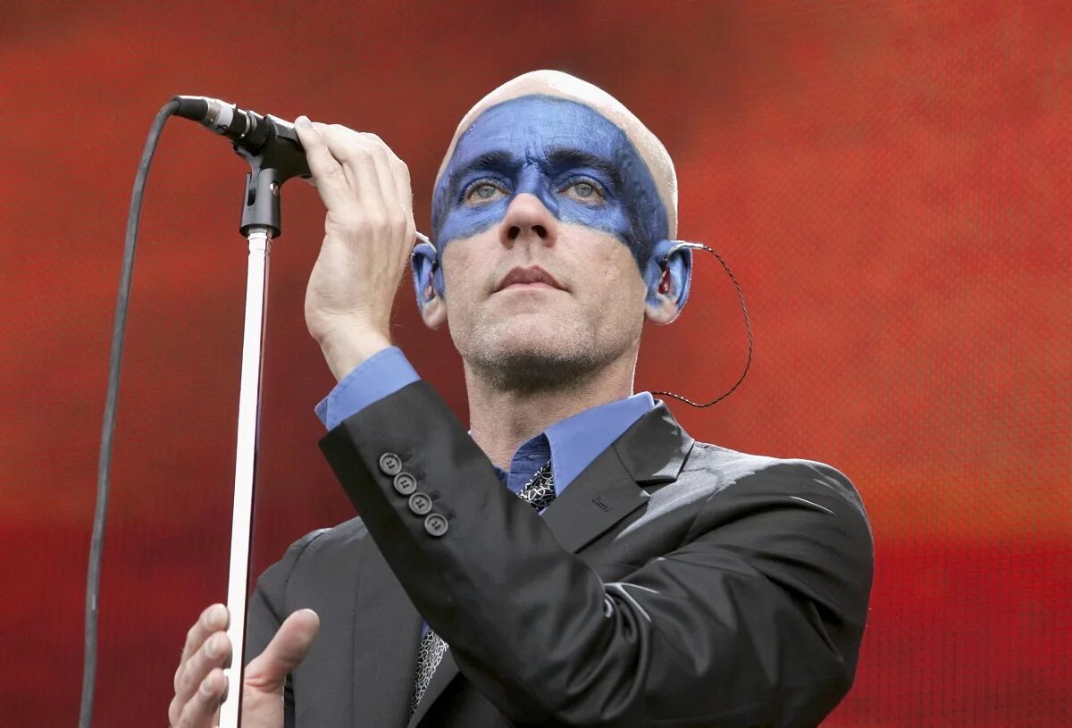 Michael Stipe Rem. E hurt