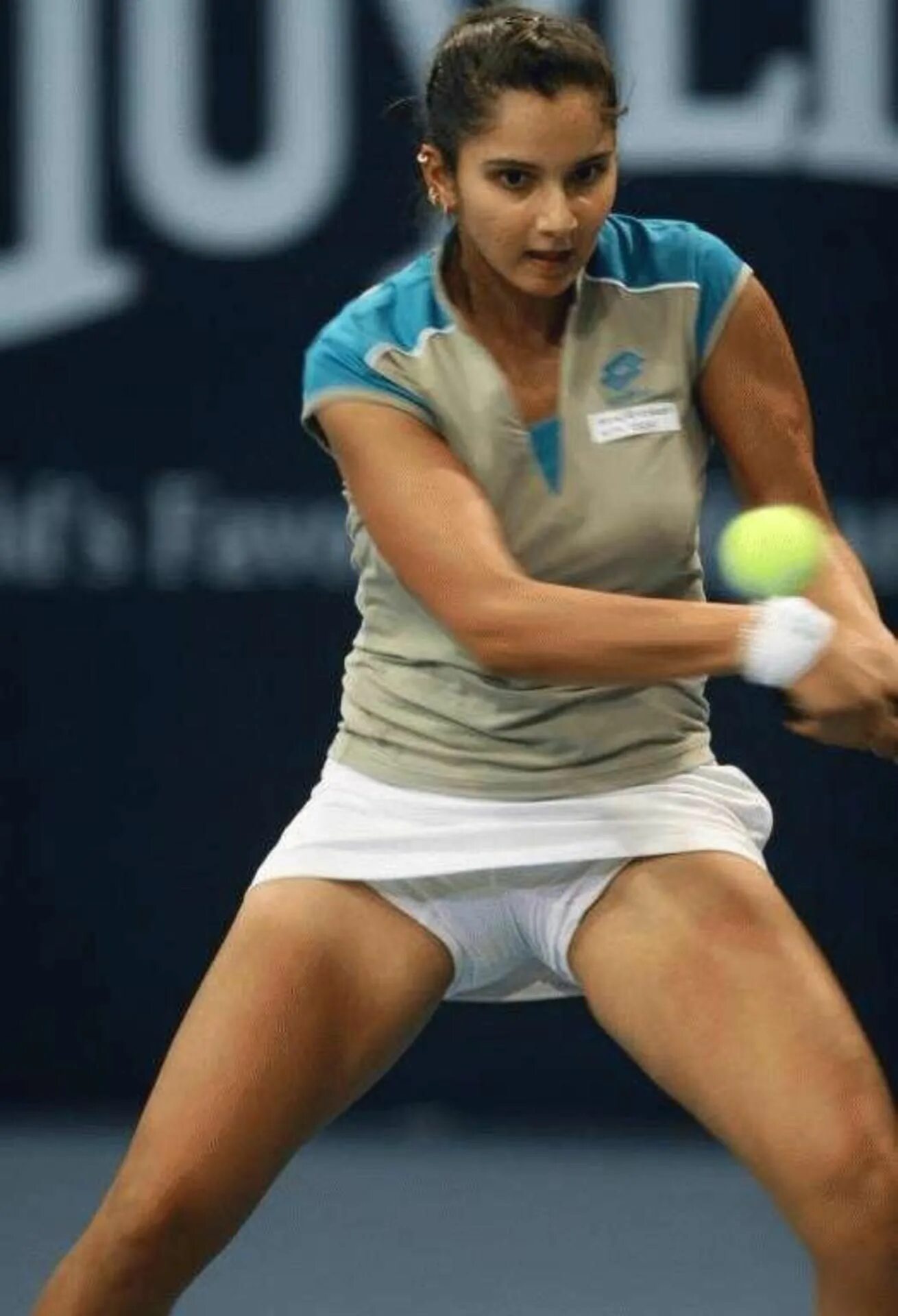 Видно киску через. Sania Mirza hot. Спортсменки без. Пикантное у теннисисток.