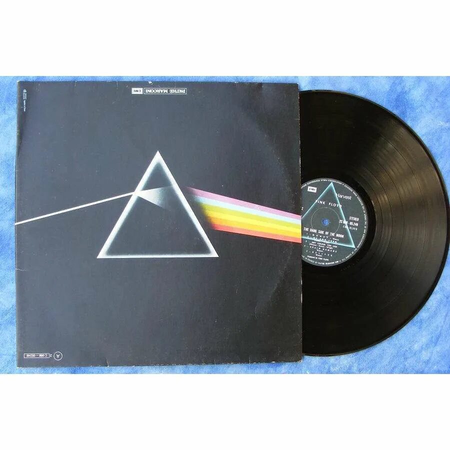 Lp moon. Pink Floyd Dark Side of the Moon 1973. Pink Floyd 1973 бобина. Pink Floyd the Dark Side of the Moon LP. Pink Floyd Dark Side of the Moon обложка.