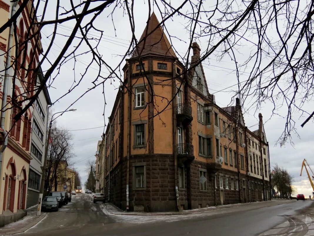 Выборг старый город. Выборг старинные улицы. Выборг старинный город. Выборг старинный город. Старый город дом выборг.
