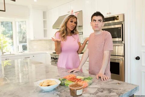 Картинки HELPING HER STEPSON 