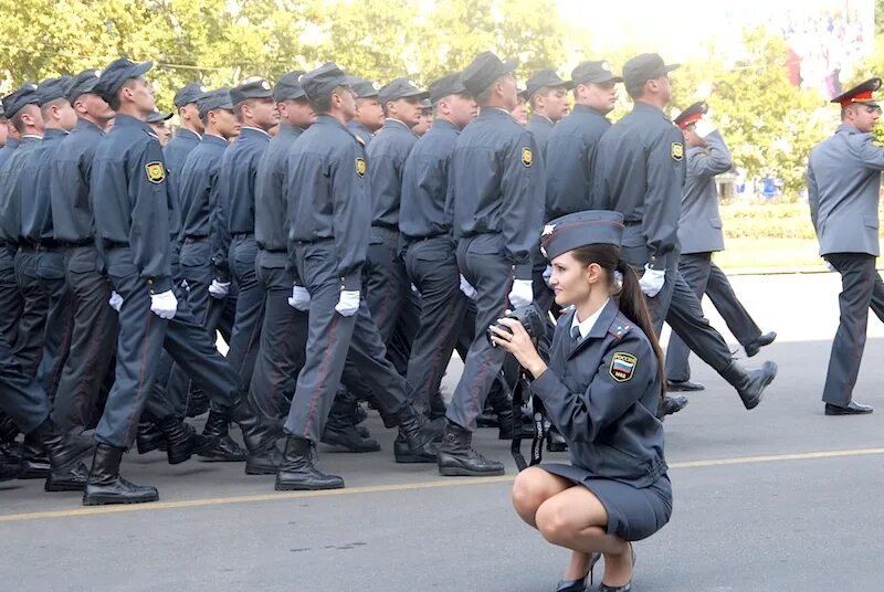 Сотрудник УИС. Зарплата полицейского. Милиция 2011. Курсанты МВД.