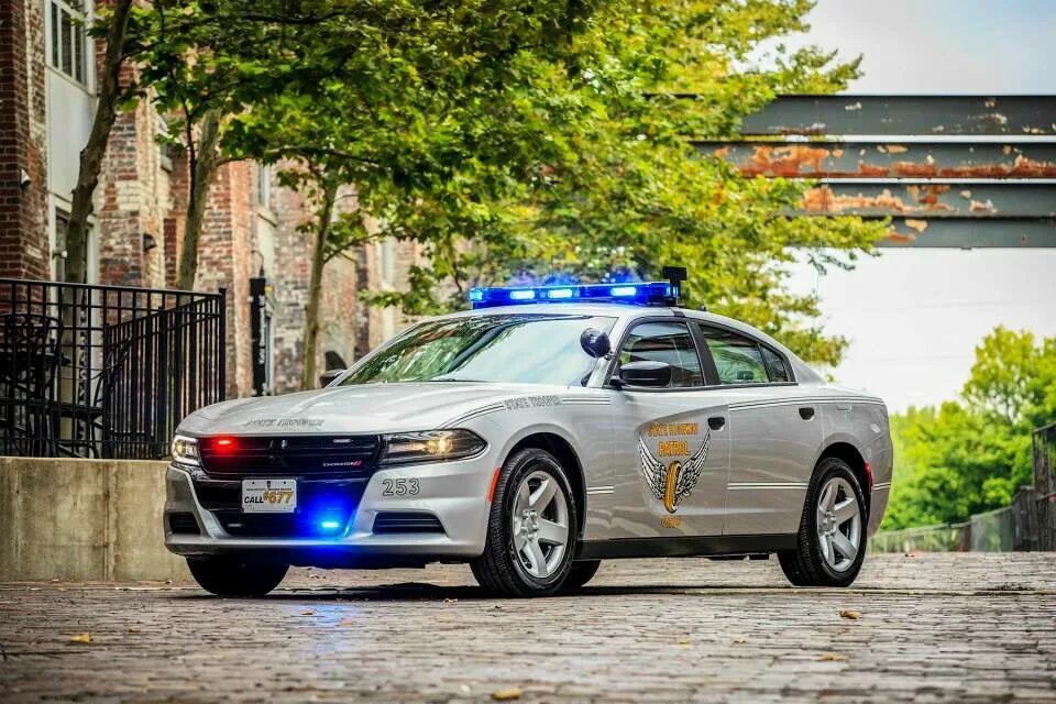 Ohio State Highway Patrol. Highway Patrol Police. Полиция США Highway Patrol. Додж Чарджер 2015 полиция.