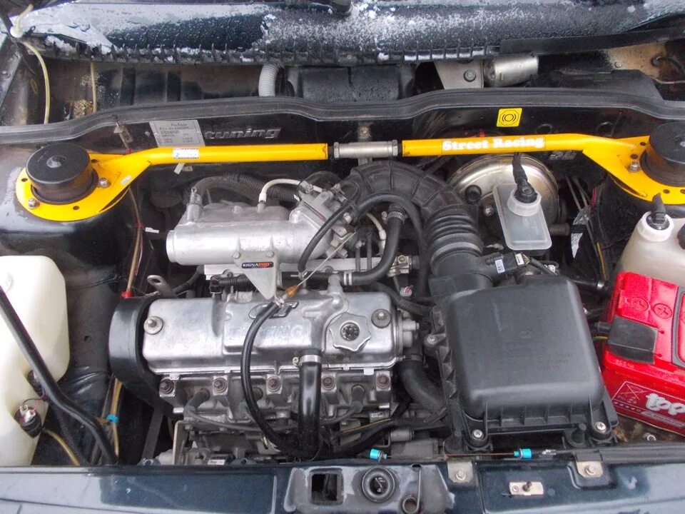 Ваз 2114 двигатель 1.5 8 клапанов. Двигатель ВАЗ 2114 2006. Мотор ВАЗ 2114 1.5. Восьмиклапанный двигатель ВАЗ 2114. Двигатель ВАЗ 2114 8 клапанов 1.5 инжектор.