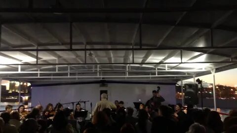 Концерт москва река
