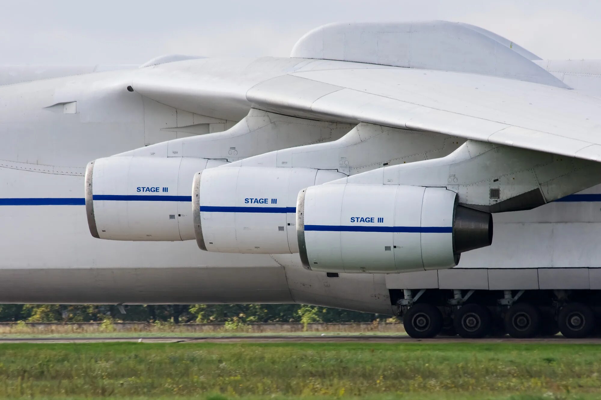 АН-225 Мрия. Самолет Мрия АН-225. АН-124 Мрия. АН 225 Мрия двигатель. Мрия самолет википедия