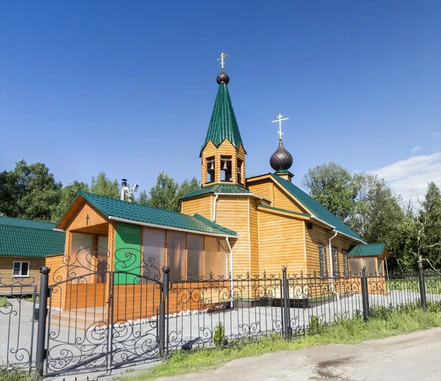 Кладбище стригино нижний новгород. Кладбище стригино нижний новгород. Памятники стригинское кладбище. Кладбище стригино нижний новгород. Петропавловское кладбище нижний новгород.