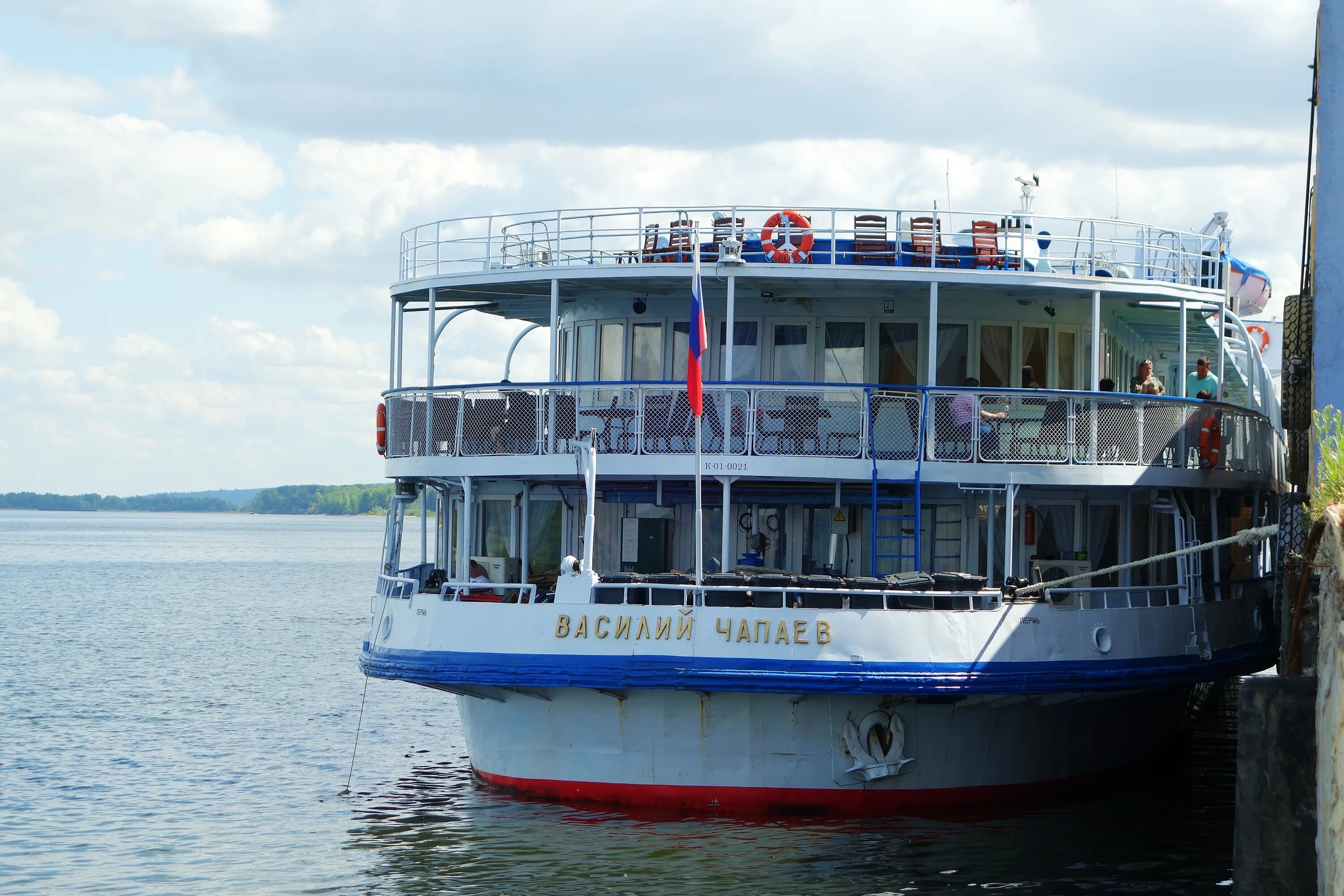 Теплоход чапаев. Чапаев теплоход пермь. Теплоход чапаев каюты. Теплоход чапаев каюты. Теплоход чапаев каюты.