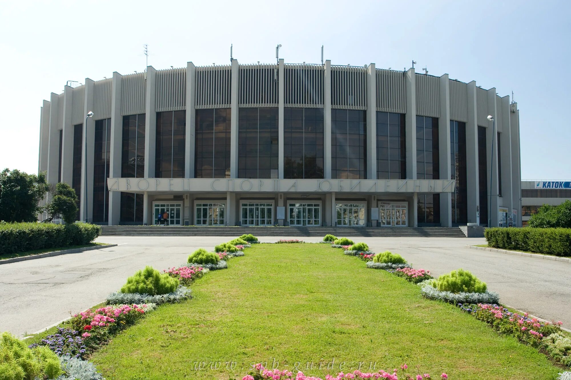 Дворец спорта Юбилейный Санкт-Петербург. Спортивный комплекс Юбилейный СПБ. Спортивный комплекс «Юбилейный» cfyrn GNTH,euu. Юбилейный дворец сайт