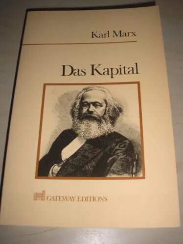 Das kapital книга. Das capital. Das capital. Капитал карл маркс первое издание. Обложка книги капитал.