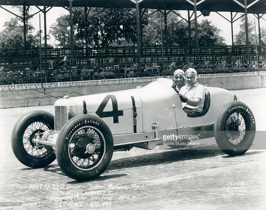 Miles speed up. Индианаполис 1930. Indianapolis Motor Speedway. Гонки 1930. Китайские гоночные автомобили в 1946.