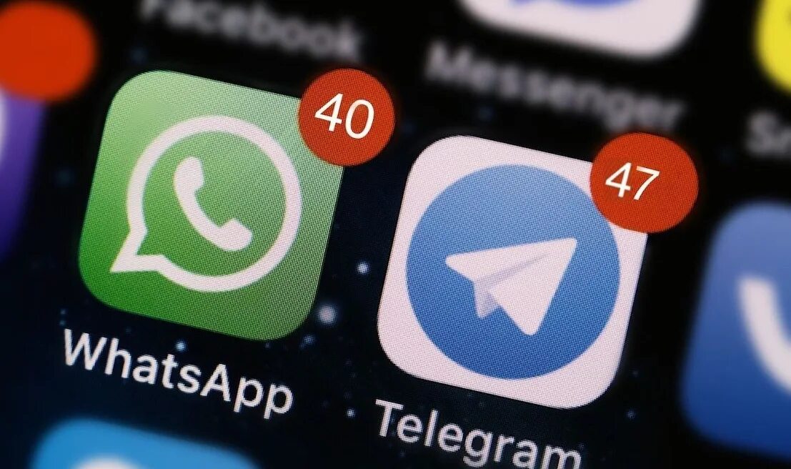 Мессенджер это кратко. Мессенджеры. whatsapp telegram. мессенджер телеграм. приложения whatsapp и телеграмм.