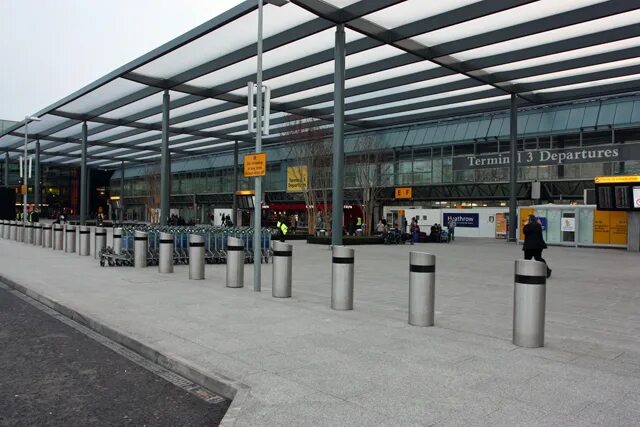 Three terminal