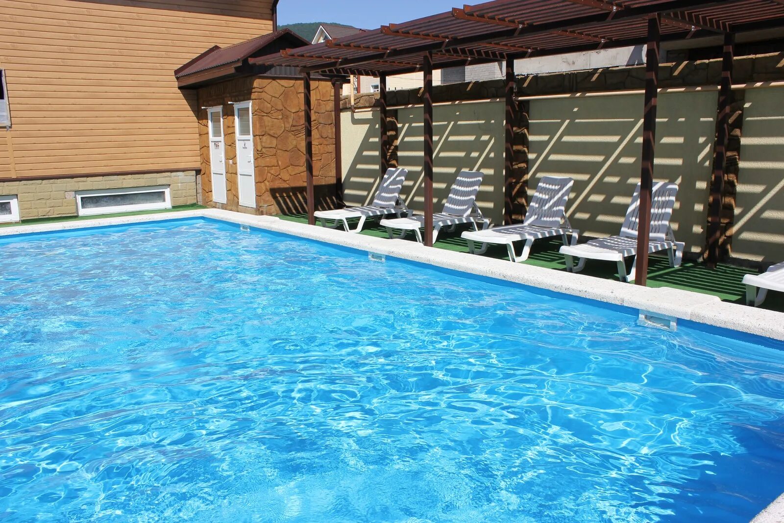 гостевой дом у гурама