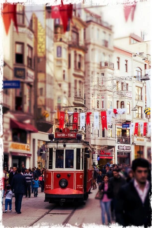 Турция Истикляль. Истикляль Стамбул. Турция улица Истикляль. Улица Истикляль, Стамбул, Турция.