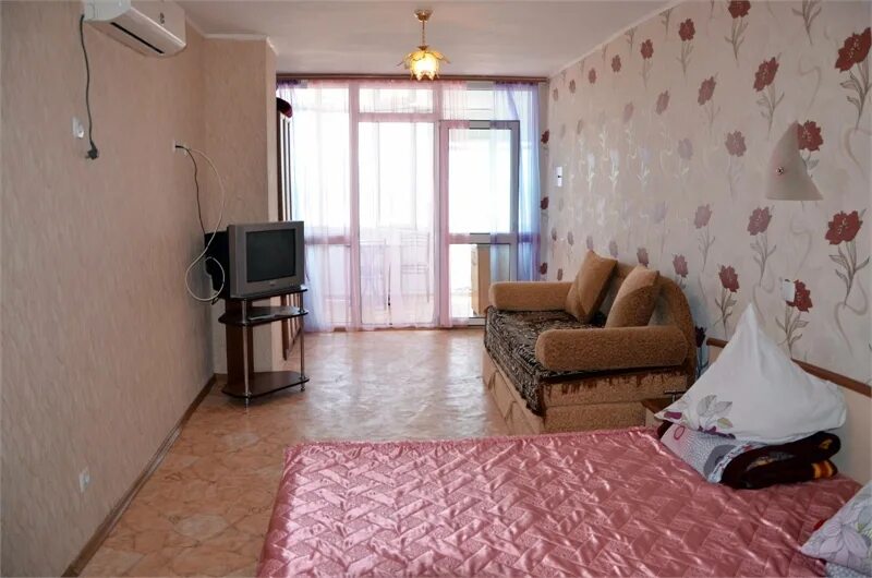 Дом снять в сакском районе в крыму на длительный срок от собственника. Саки интернациональная 41. Эллинг каламитская 12 2/11. Саки интернациональная 12. Саки сниму жилье длительно.