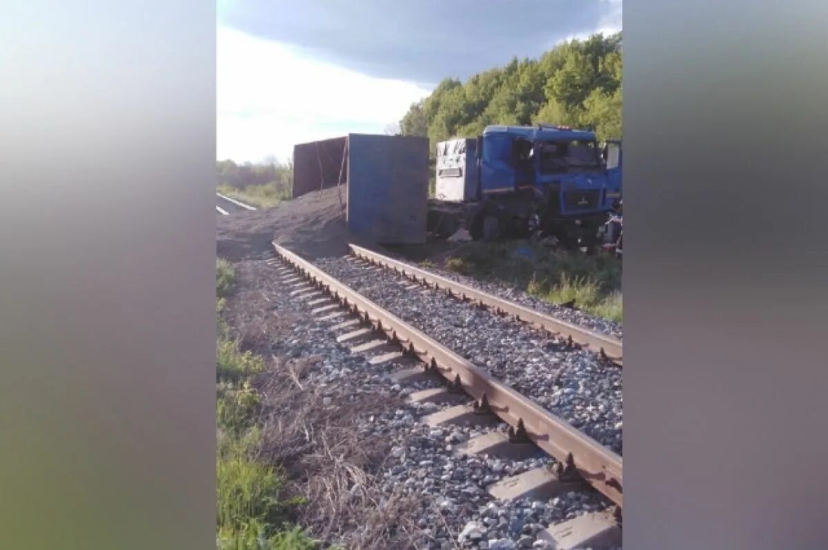 Авария в Панинском районе на переезде. ДТП Панинский район Воронежская область. Авария на переезде в ярославской области