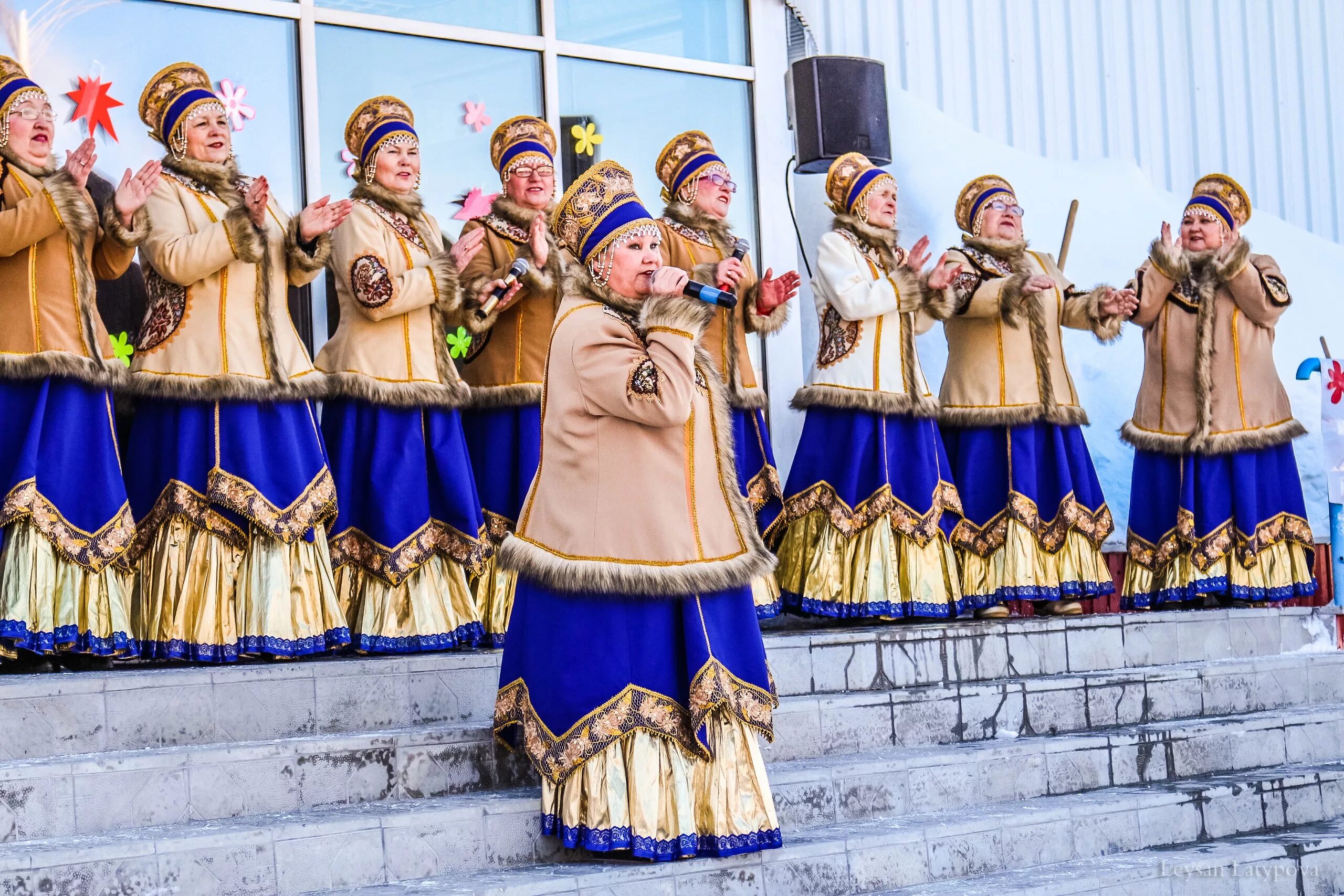 Веселей честной народ. Флешмоб Эй честной народ праздник.